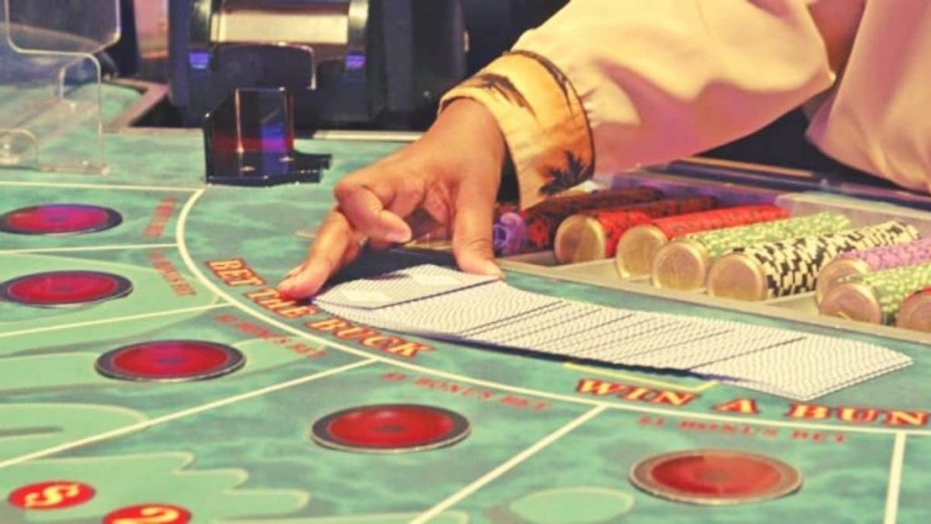 How to play Baccarat?