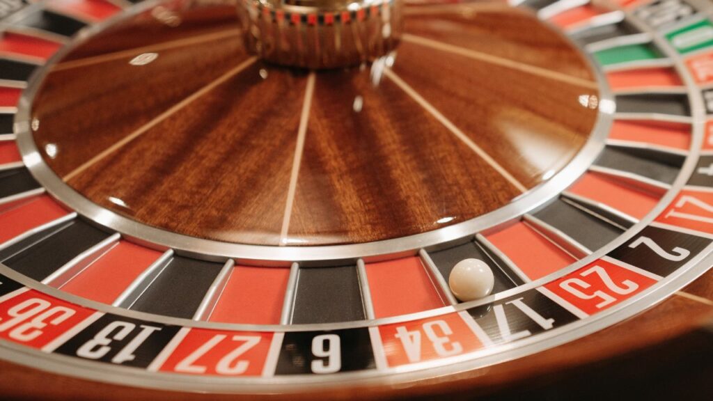 Can you play live online roulette in Singapore?