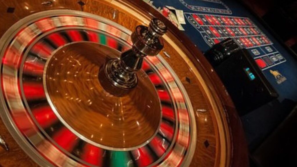 How to play mini roulette?